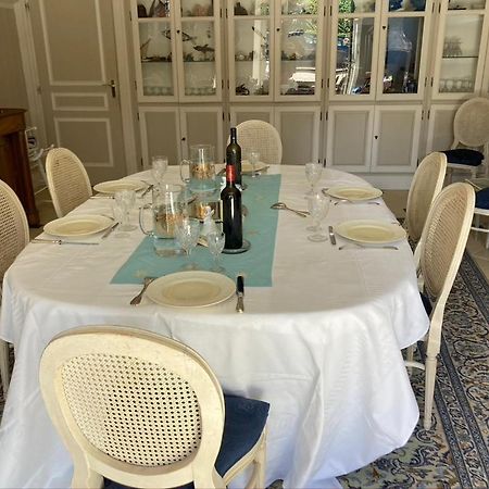 Chateau De La Chabroulie Isle Bagian luar foto